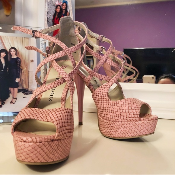 Just Fabulous Pink Snakeskin Heels - Picture 3 of 8